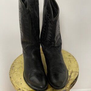 Cowboy Carter -Men's BootsJust like Frye